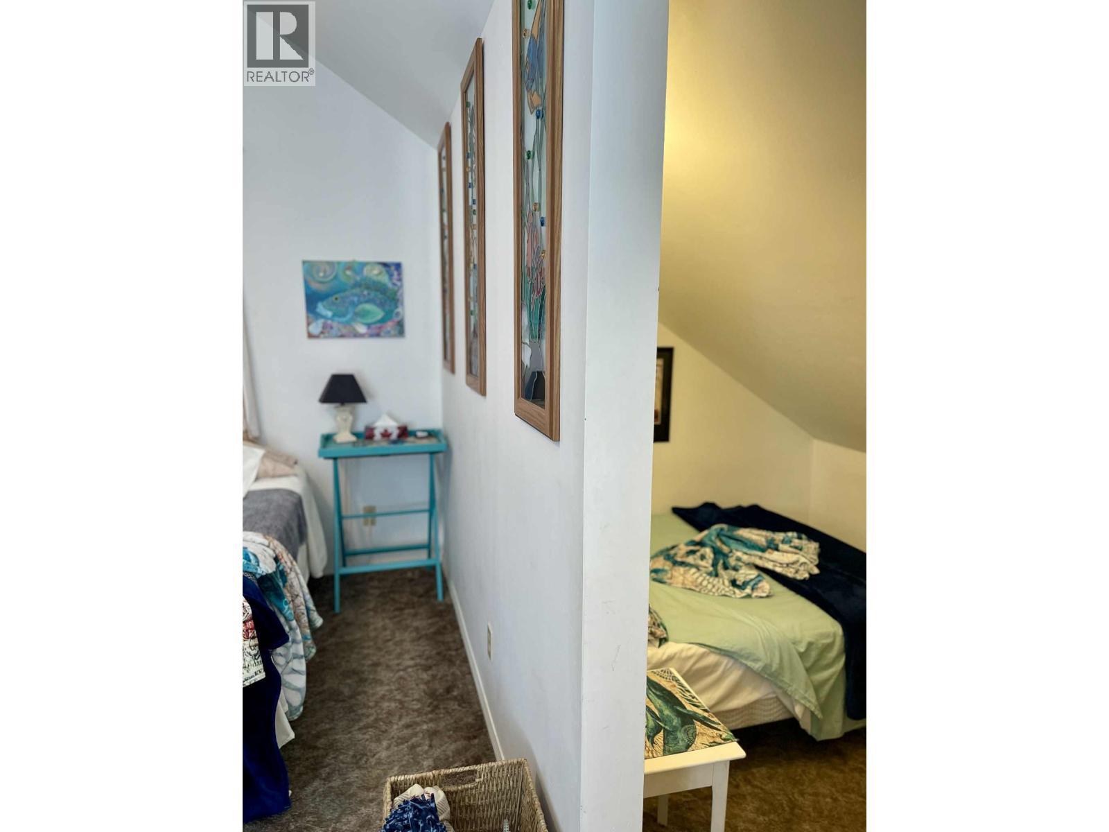 259 20 Mackenzie Highway, Hagensborg, BC - Indoor Photo Showing Other Room