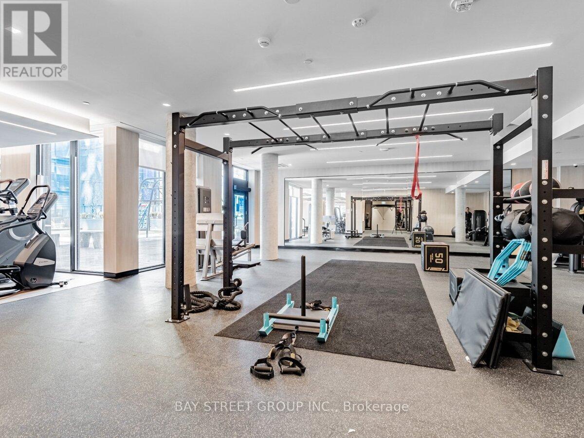 1909 - 2020 Bathurst Street, Toronto, ON - Indoor Photo Showing Gym Room