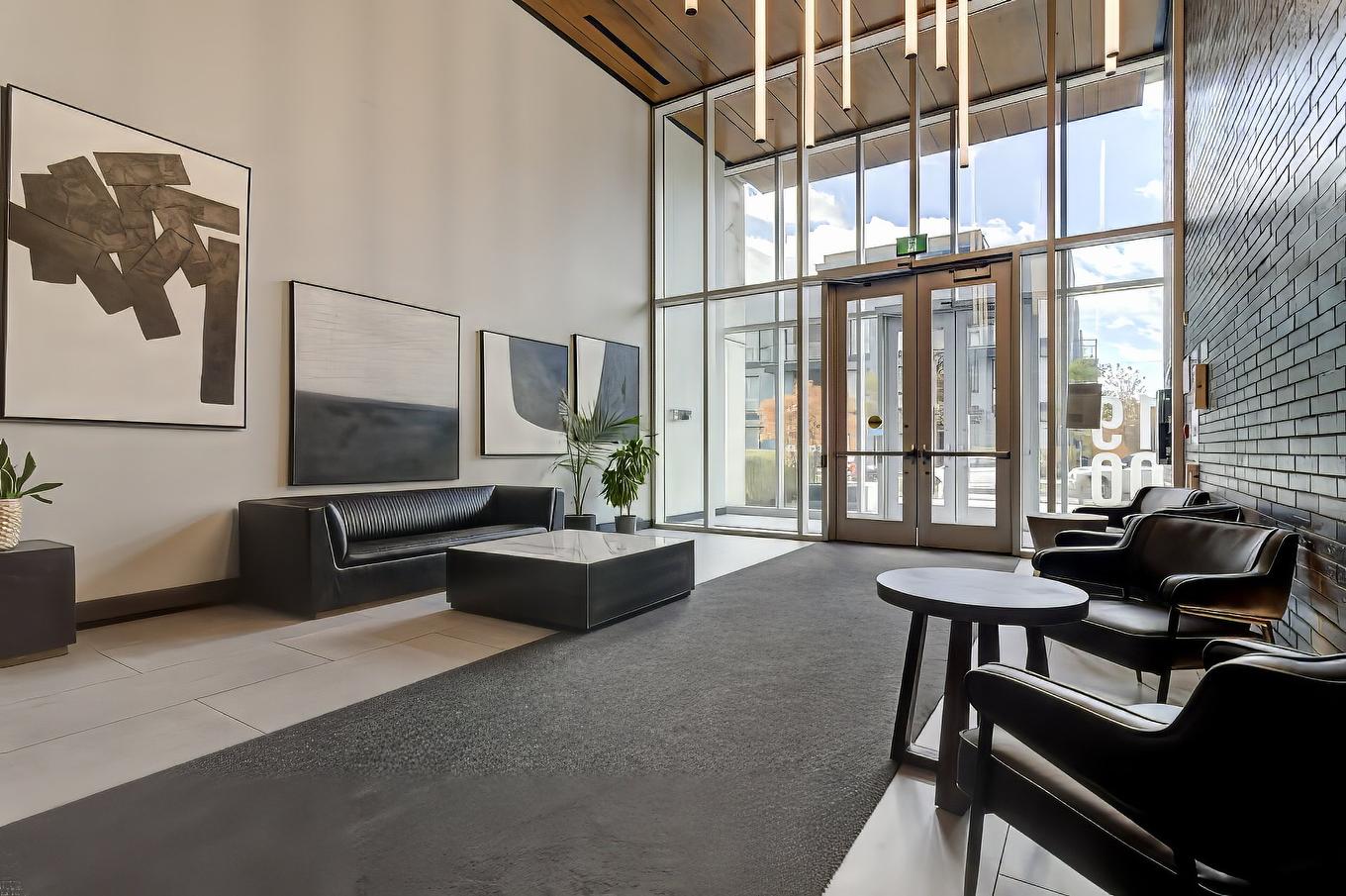 Hall - 406-1900 Rue Suzanne-Coallier, Montréal (Saint-Laurent), QC - Indoor