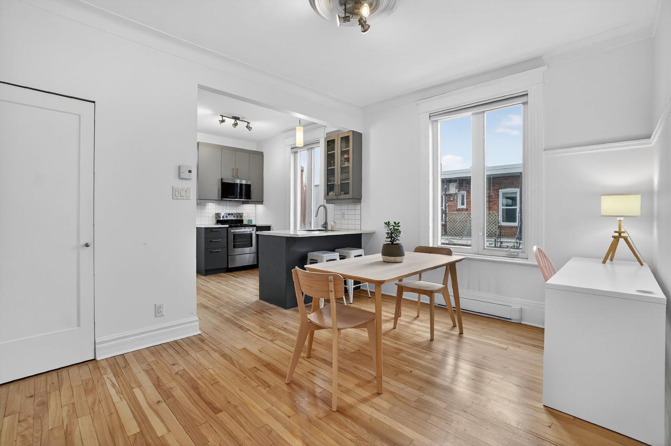 Dining room - 5017 Rue Fabre, Montréal (Le Plateau-Mont-Royal), QC - Indoor Photo Showing Other Room