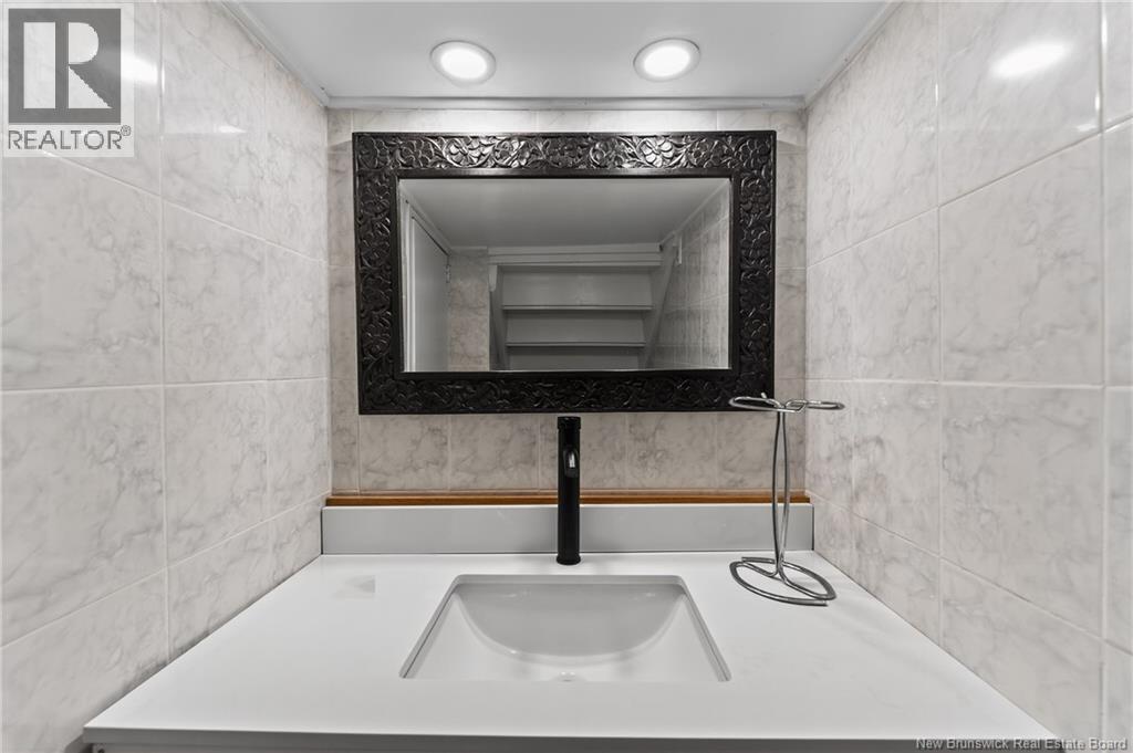 36 Queensway Way, St. Stephen, NB - Indoor Photo Showing Bathroom