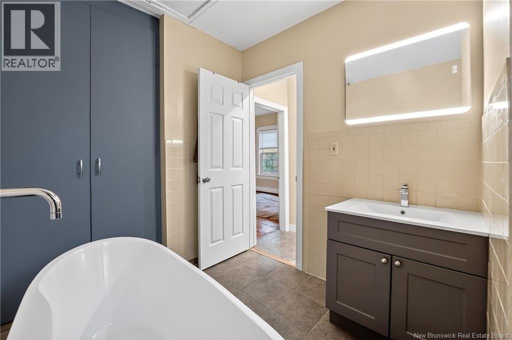 36 Queensway Way, St. Stephen, NB - Indoor Photo Showing Bathroom
