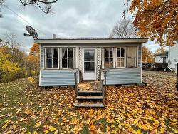 28 First AVE Mcadam, NB E6J 1S4