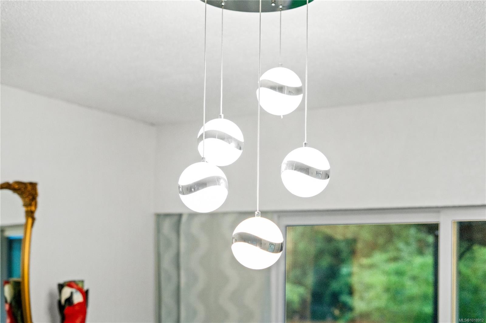 7554 Superior Rd, Lantzville, BC