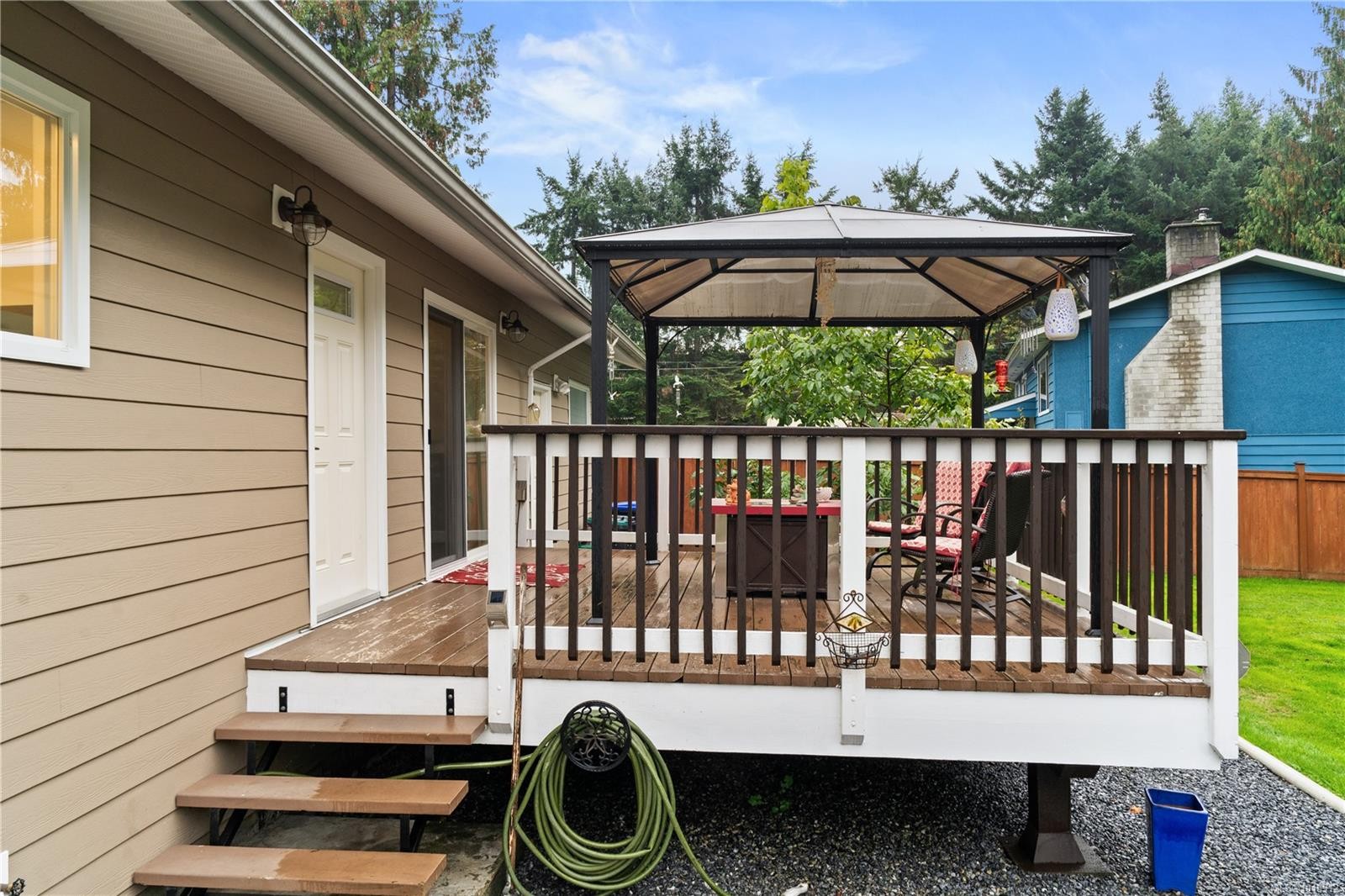 7554 Superior Rd, Lantzville, BC