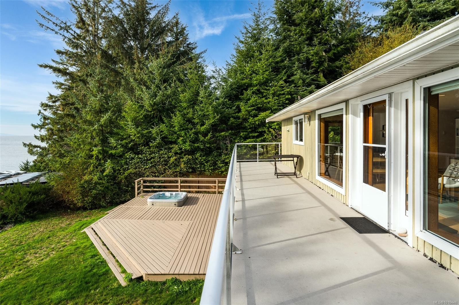 2594 Seaside Dr, Sooke, BC
