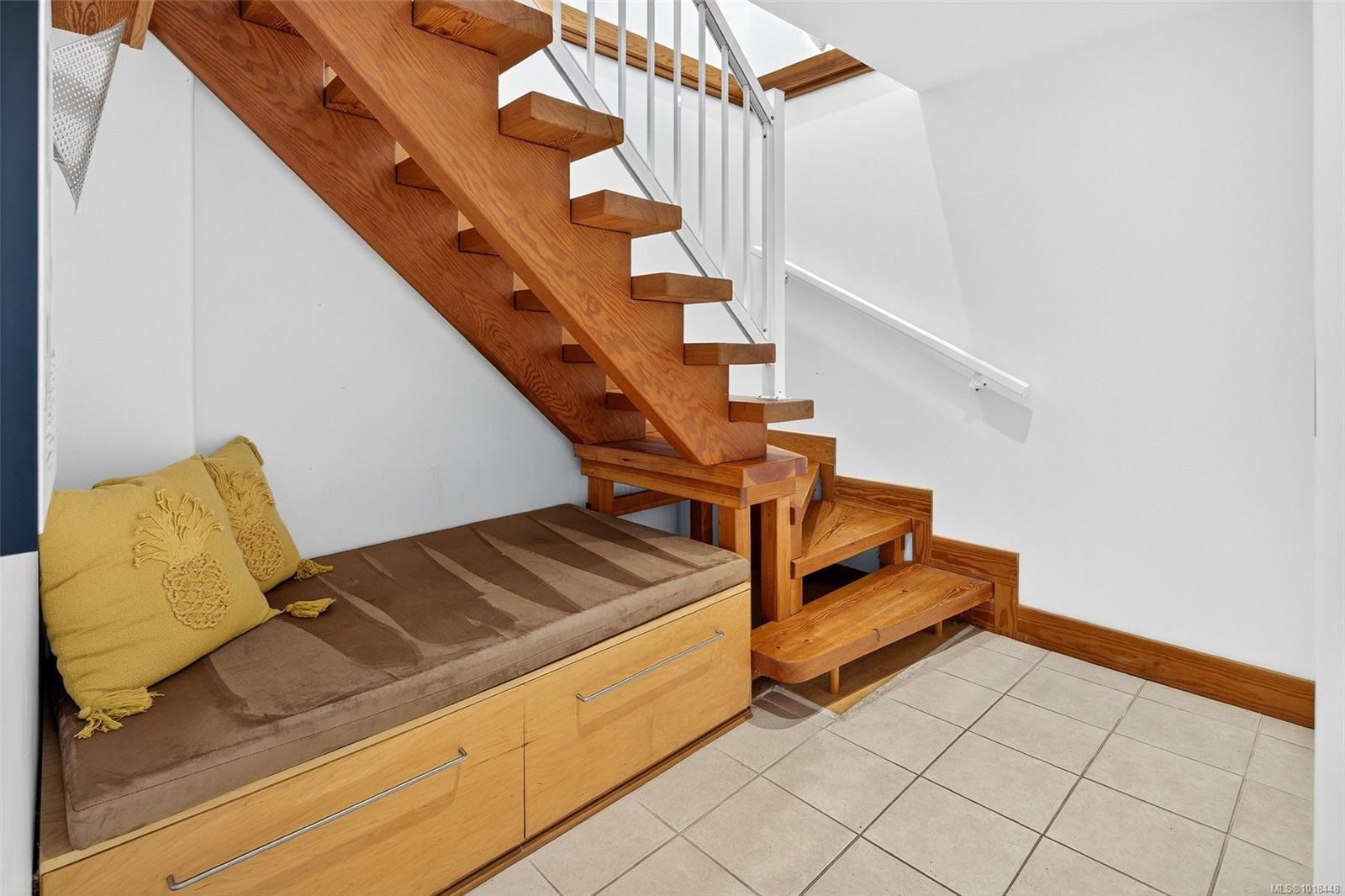 2594 Seaside Dr, Sooke, BC