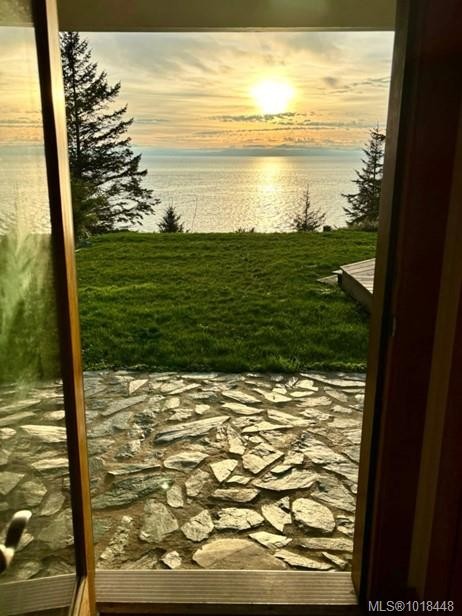 2594 Seaside Dr, Sooke, BC