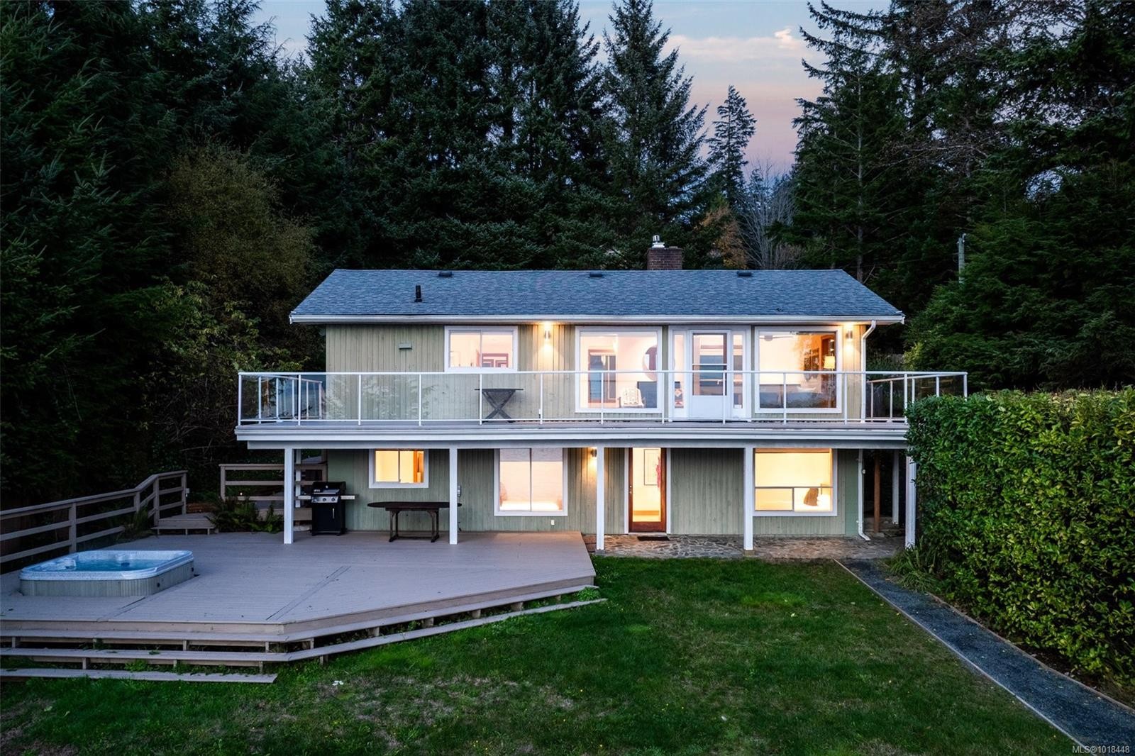 2594 Seaside Dr, Sooke, BC