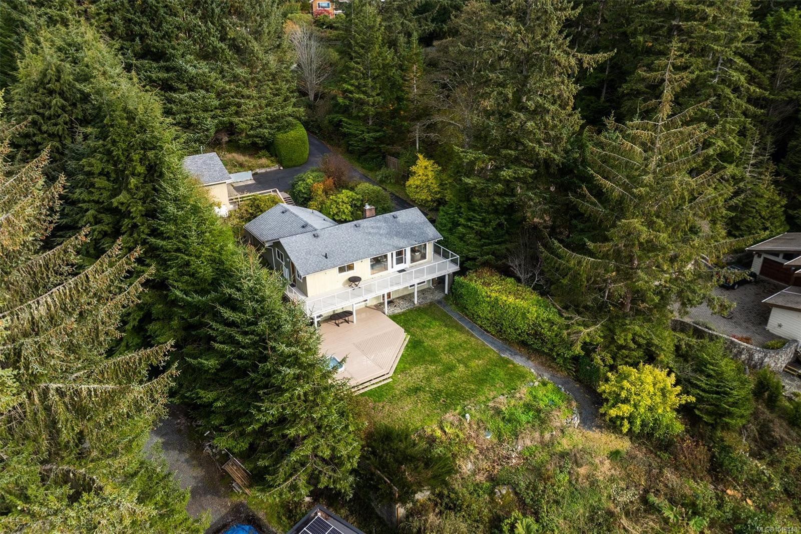 2594 Seaside Dr, Sooke, BC