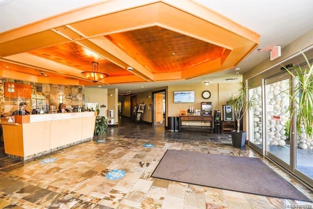 213D-1730 Riverside Lane, Courtenay, BC - Indoor