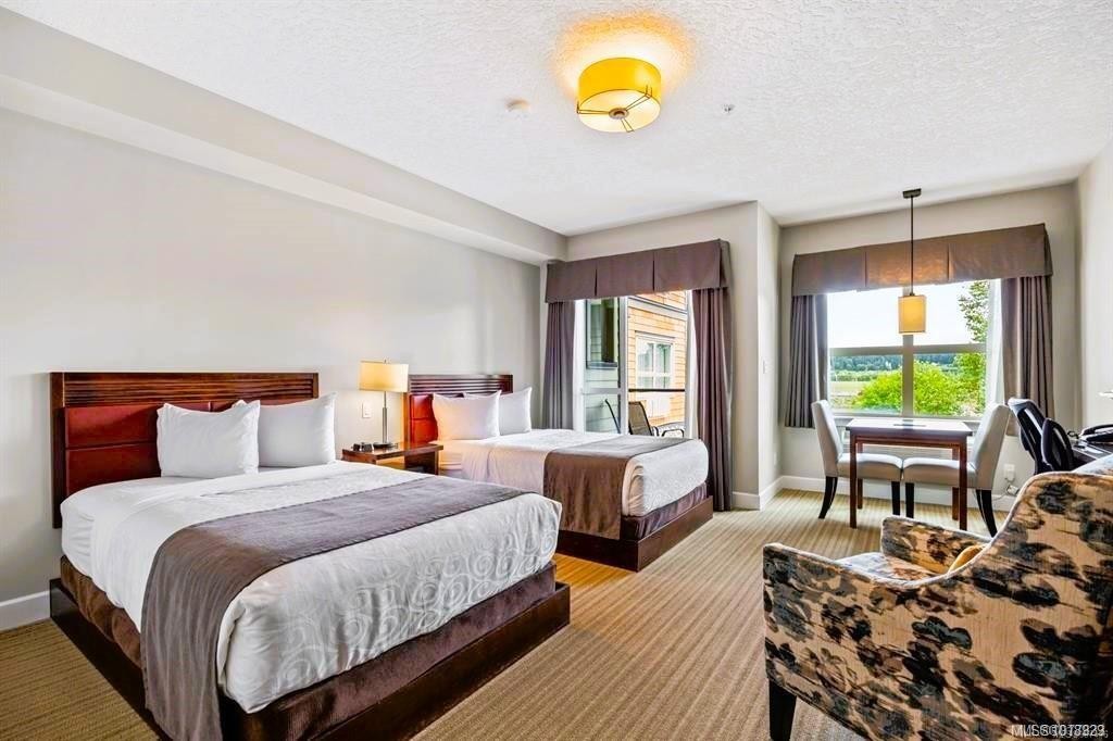 213D-1730 Riverside Lane, Courtenay, BC - Indoor Photo Showing Bedroom