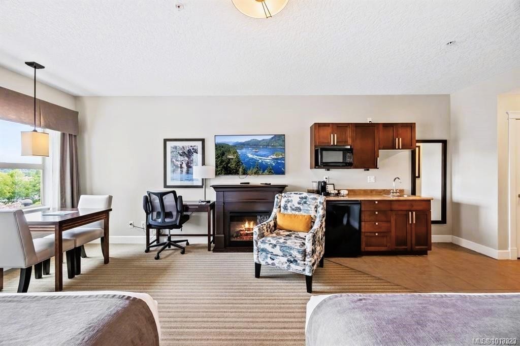 213D-1730 Riverside Lane, Courtenay, BC - Indoor