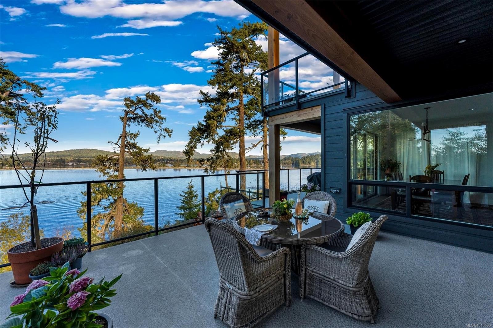 7210 Sea Cliff Rd, Sooke, BC