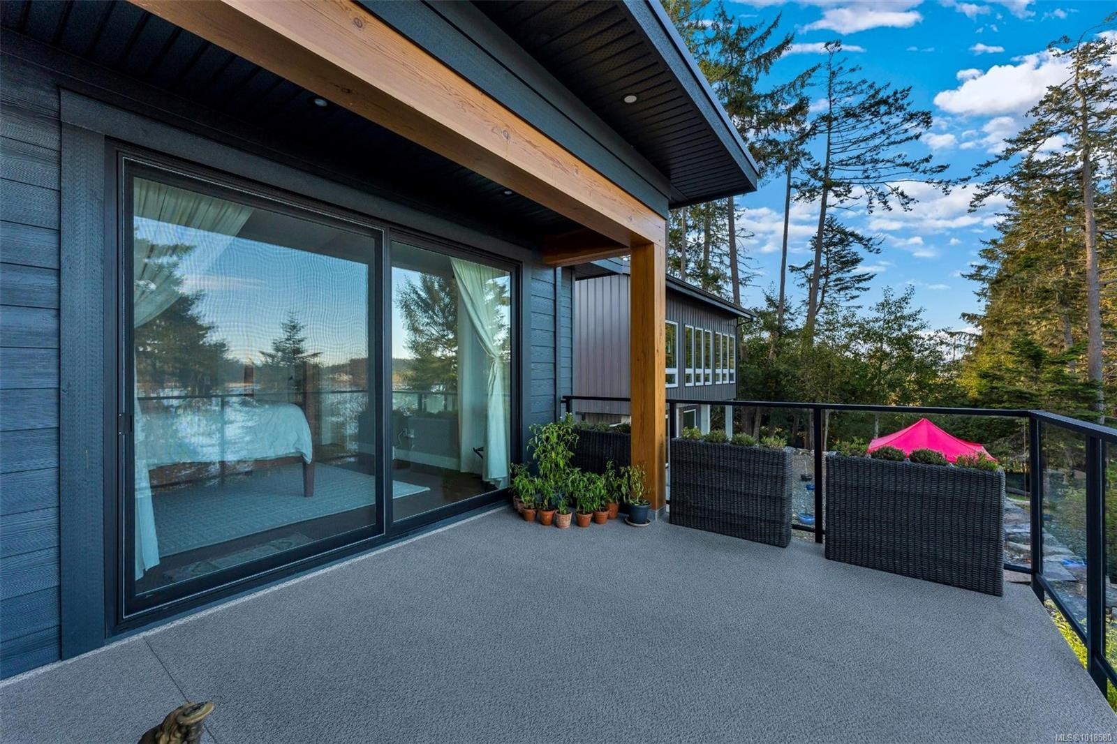 7210 Sea Cliff Rd, Sooke, BC