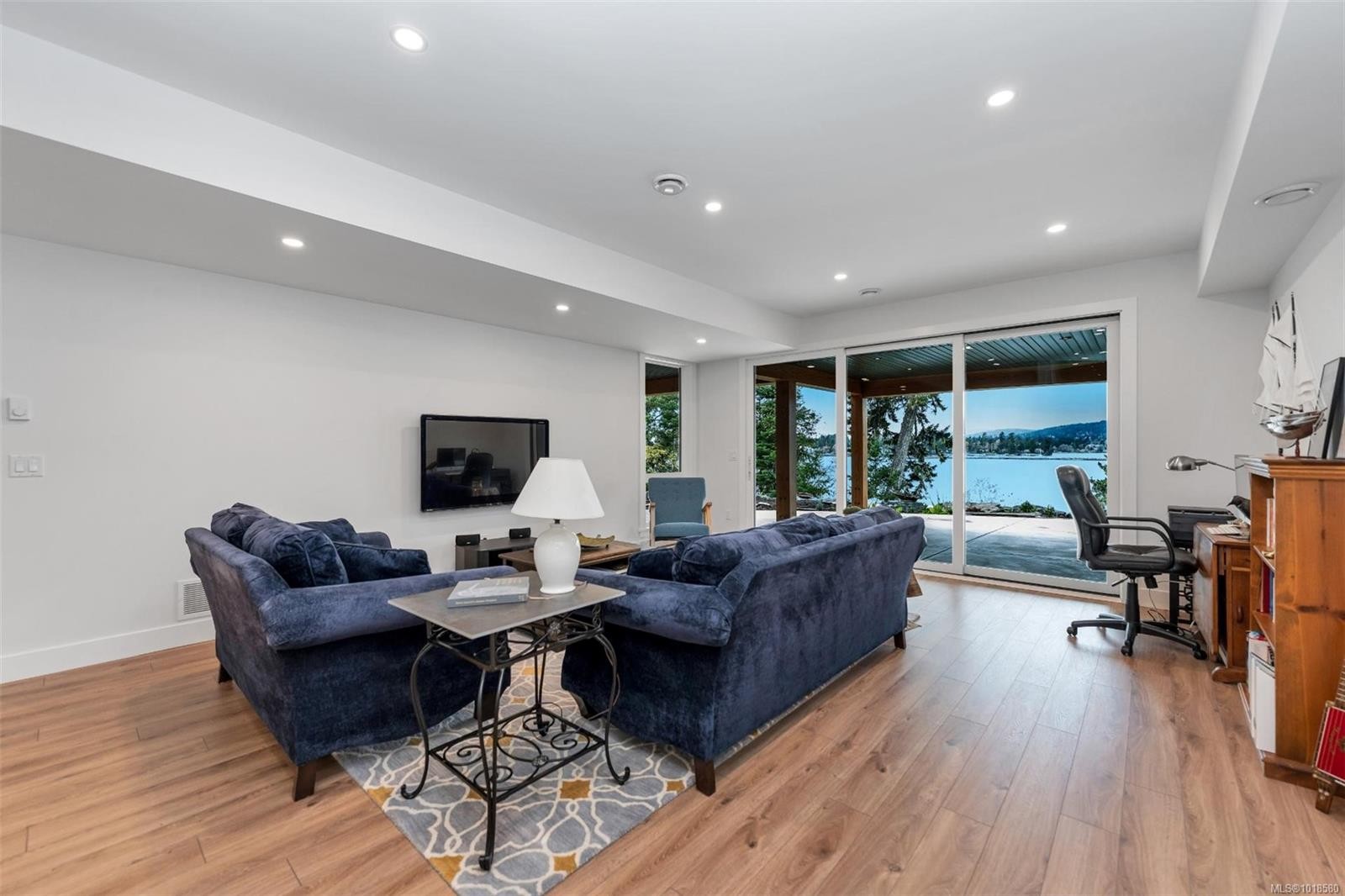 7210 Sea Cliff Rd, Sooke, BC