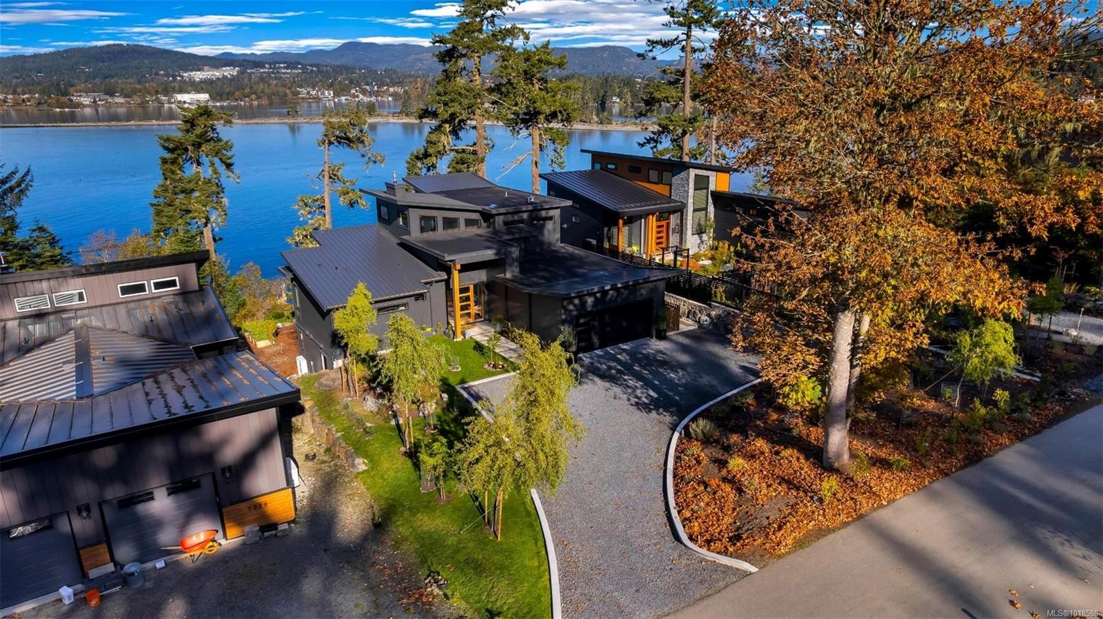 7210 Sea Cliff Rd, Sooke, BC