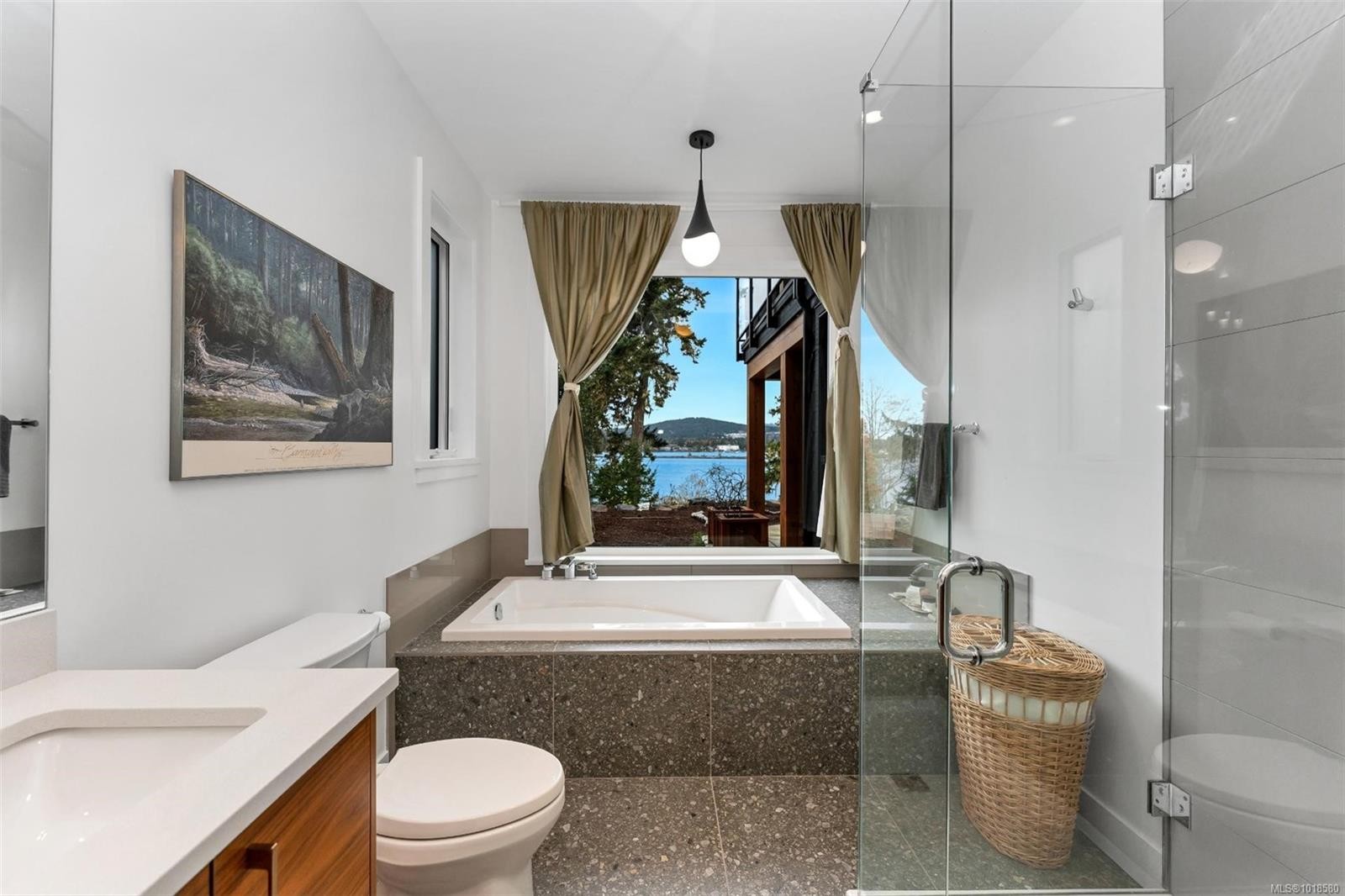 7210 Sea Cliff Rd, Sooke, BC