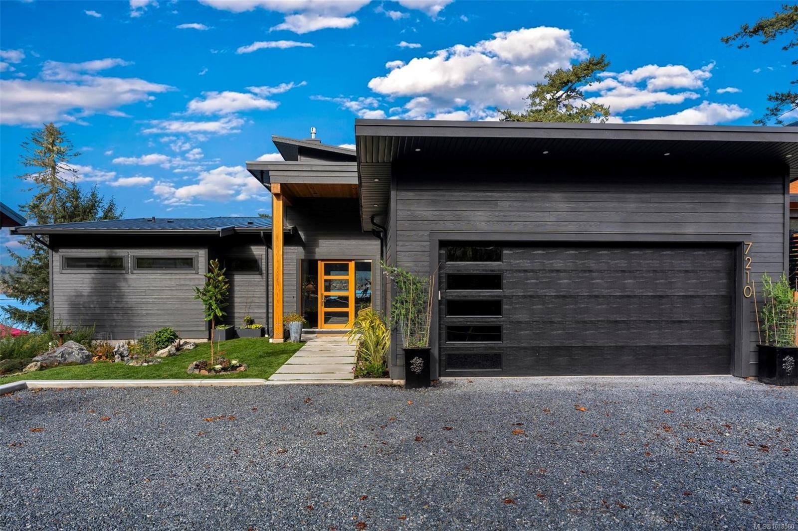 7210 Sea Cliff Rd, Sooke, BC