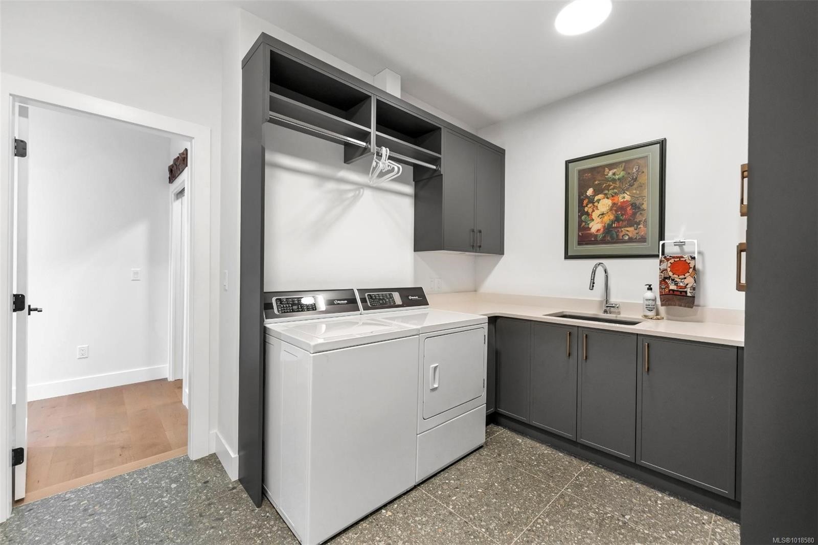 7210 Sea Cliff Rd, Sooke, BC