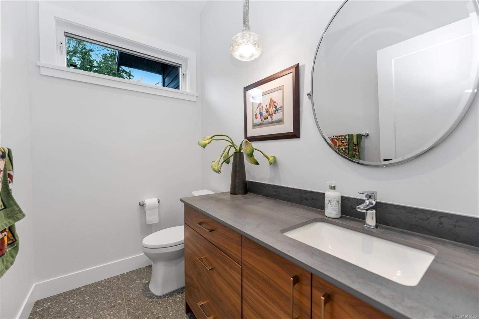 7210 Sea Cliff Rd, Sooke, BC