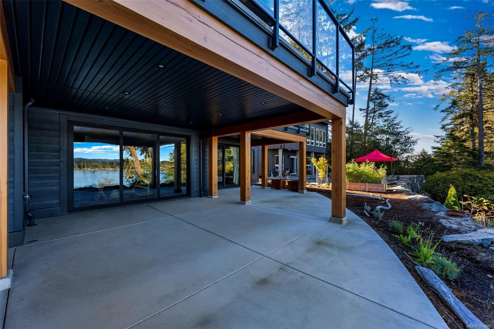 7210 Sea Cliff Rd, Sooke, BC