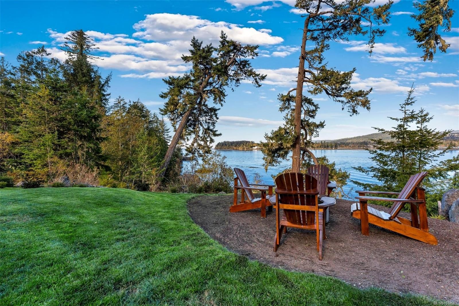 7210 Sea Cliff Rd, Sooke, BC