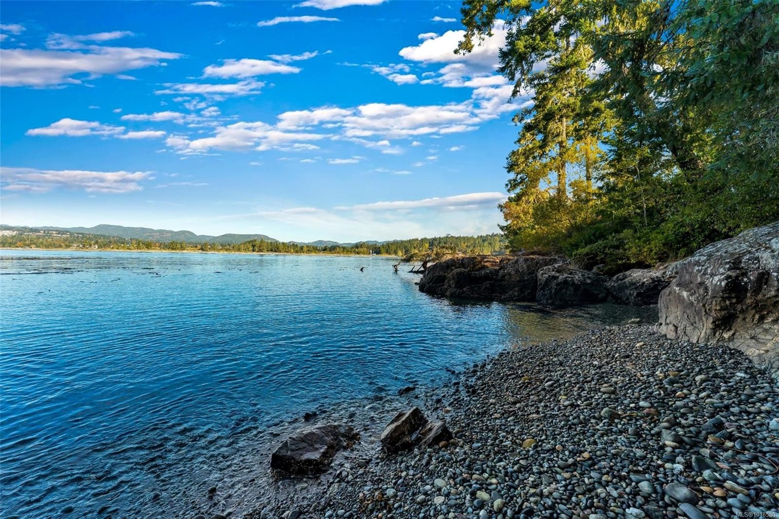 7210 Sea Cliff Rd, Sooke, BC