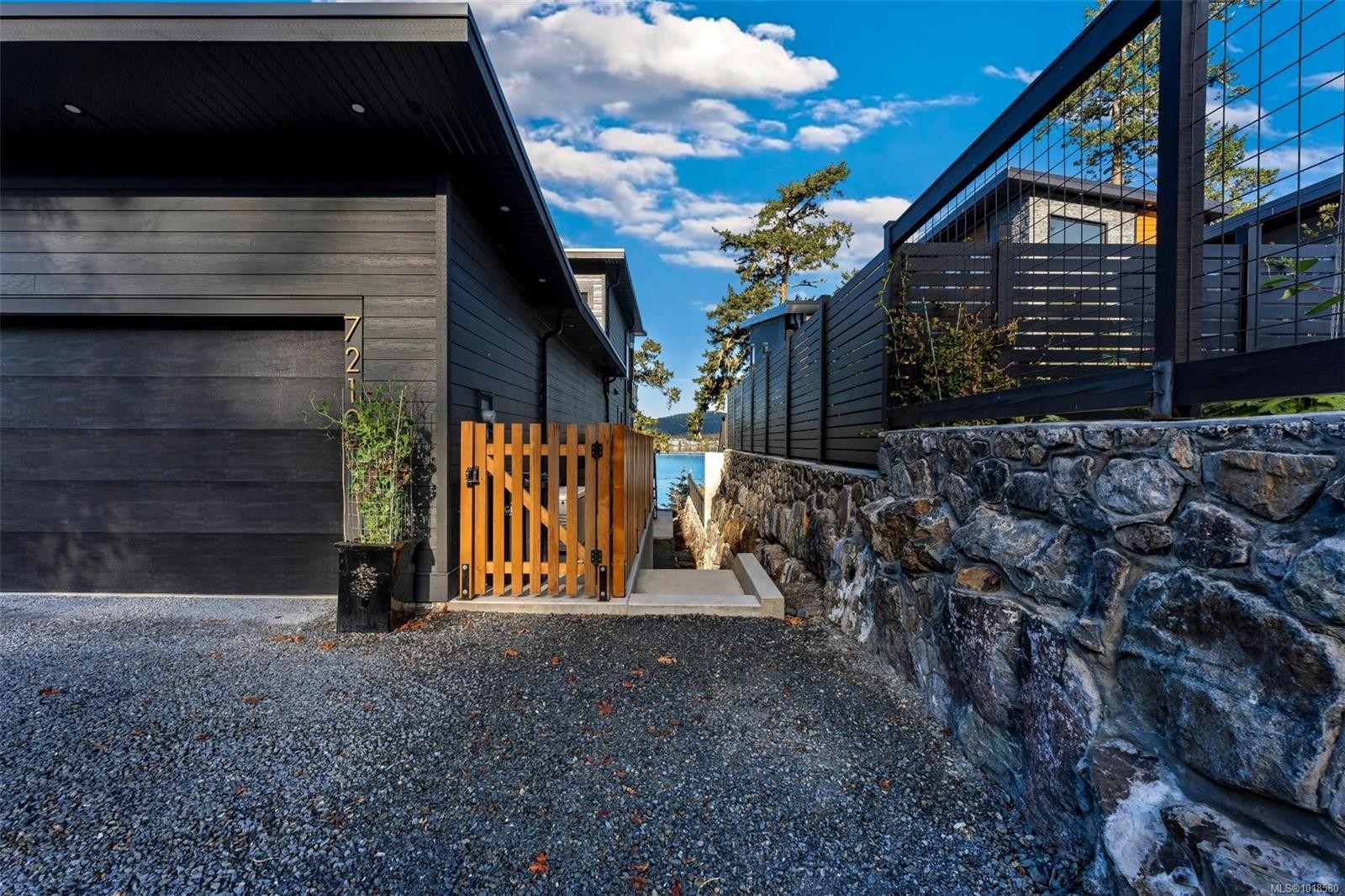 7210 Sea Cliff Rd, Sooke, BC