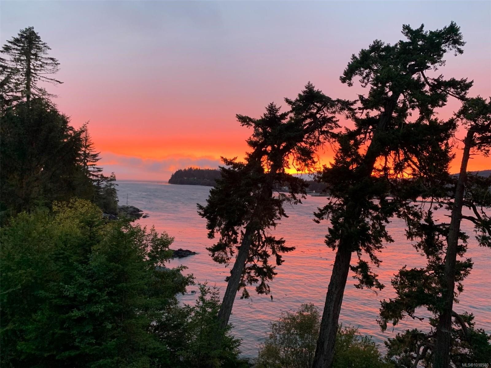 7210 Sea Cliff Rd, Sooke, BC