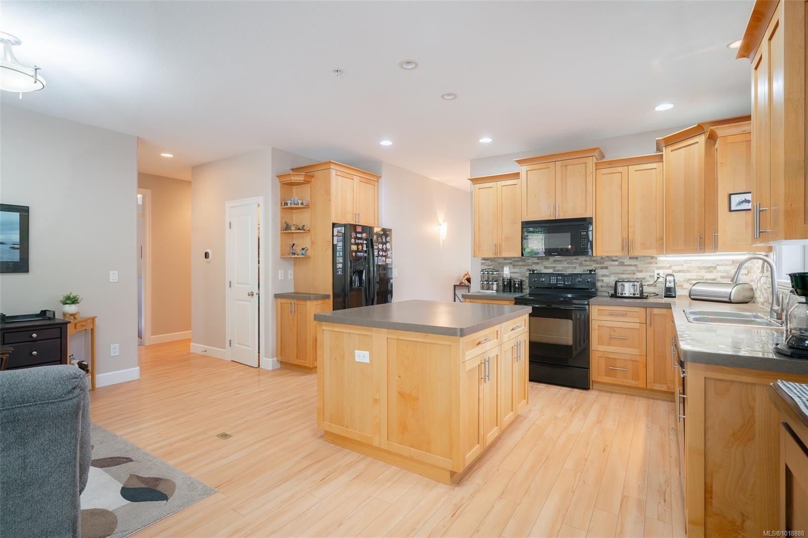 5981 Kaden Pl, Nanaimo, BC