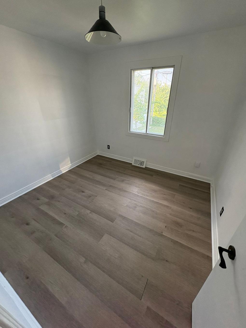 Chambre à coucher - 10515 Av. Garon, Montréal (Montréal-Nord), QC - Indoor Photo Showing Other Room