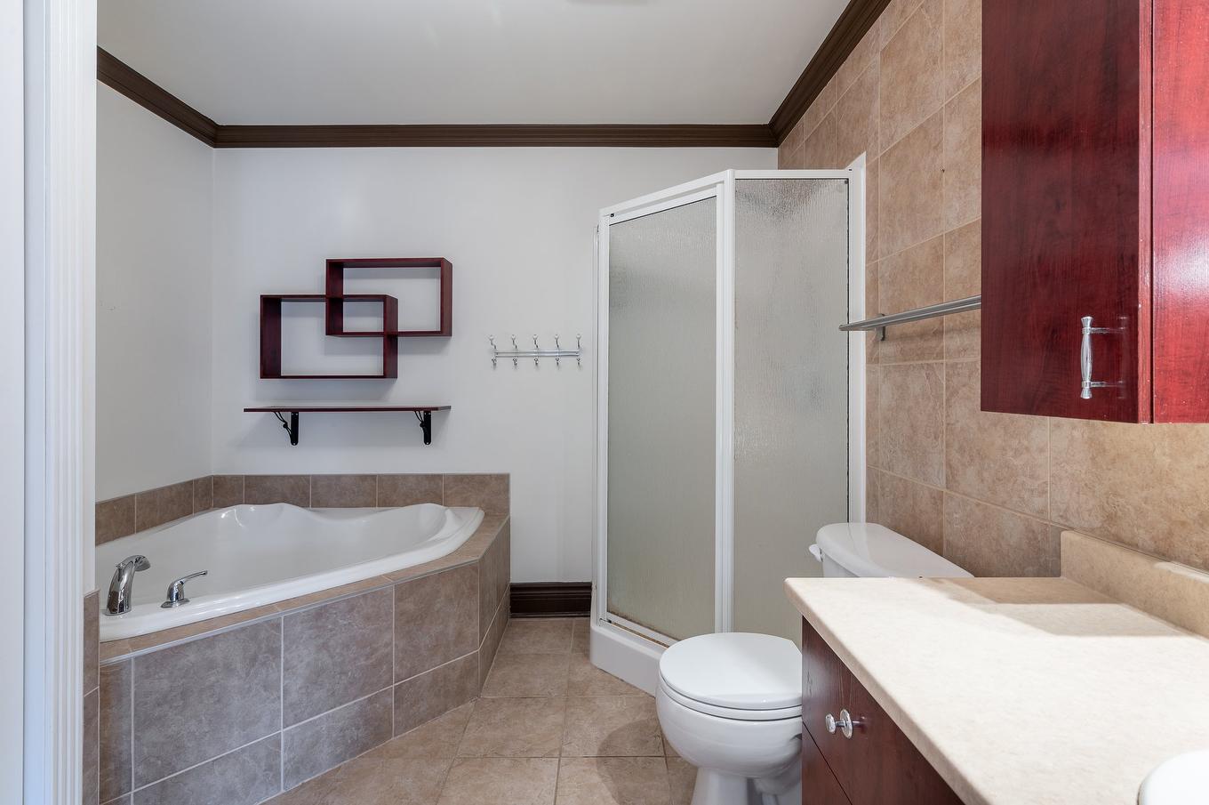 Bathroom - 2476 Boul. Lebourgneuf, Québec (Les Rivières), QC - Indoor Photo Showing Bathroom