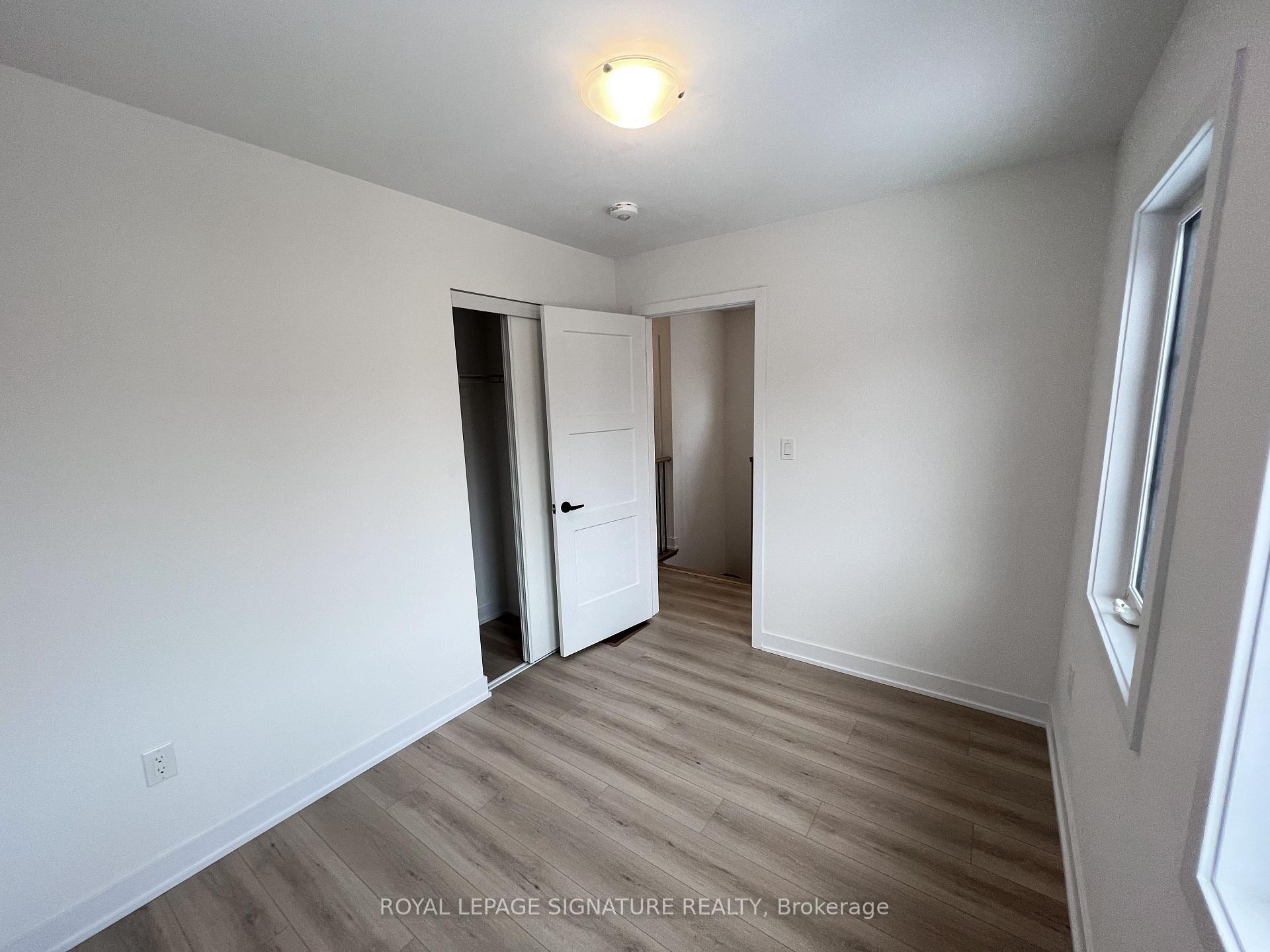 21 Hay Lane, Barrie, ON - Indoor Photo Showing Other Room