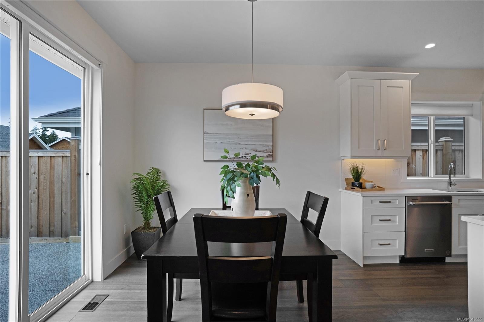 612 Rainbow Way, Parksville, BC