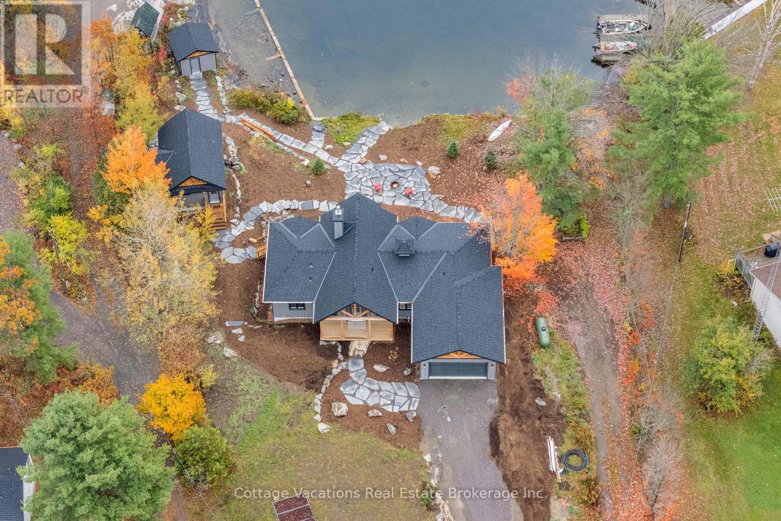 1111 Lakeshore Drive, Gravenhurst (Muskoka (S)), ON - Outdoor With View