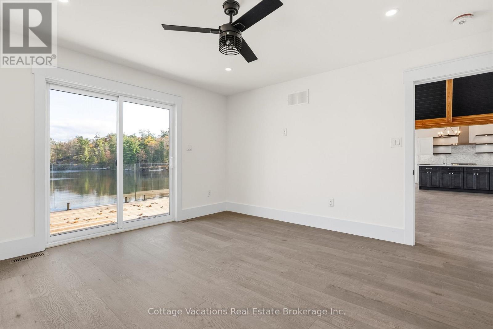 Primary Bedroom - 1111 Lakeshore Drive, Gravenhurst (Muskoka (S)), ON - Indoor Photo Showing Other Room