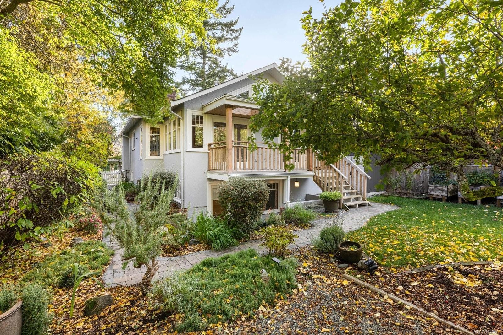 2168 Bartlett Ave, Oak Bay, BC