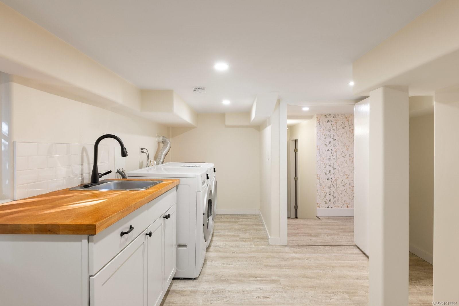 2168 Bartlett Ave, Oak Bay, BC