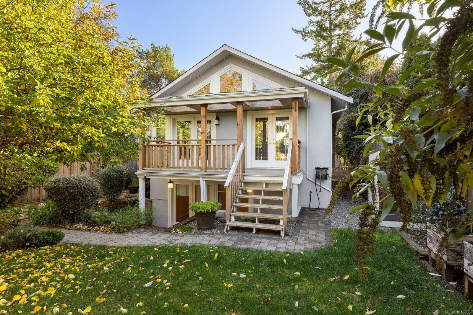 2168 Bartlett Ave, Oak Bay, BC