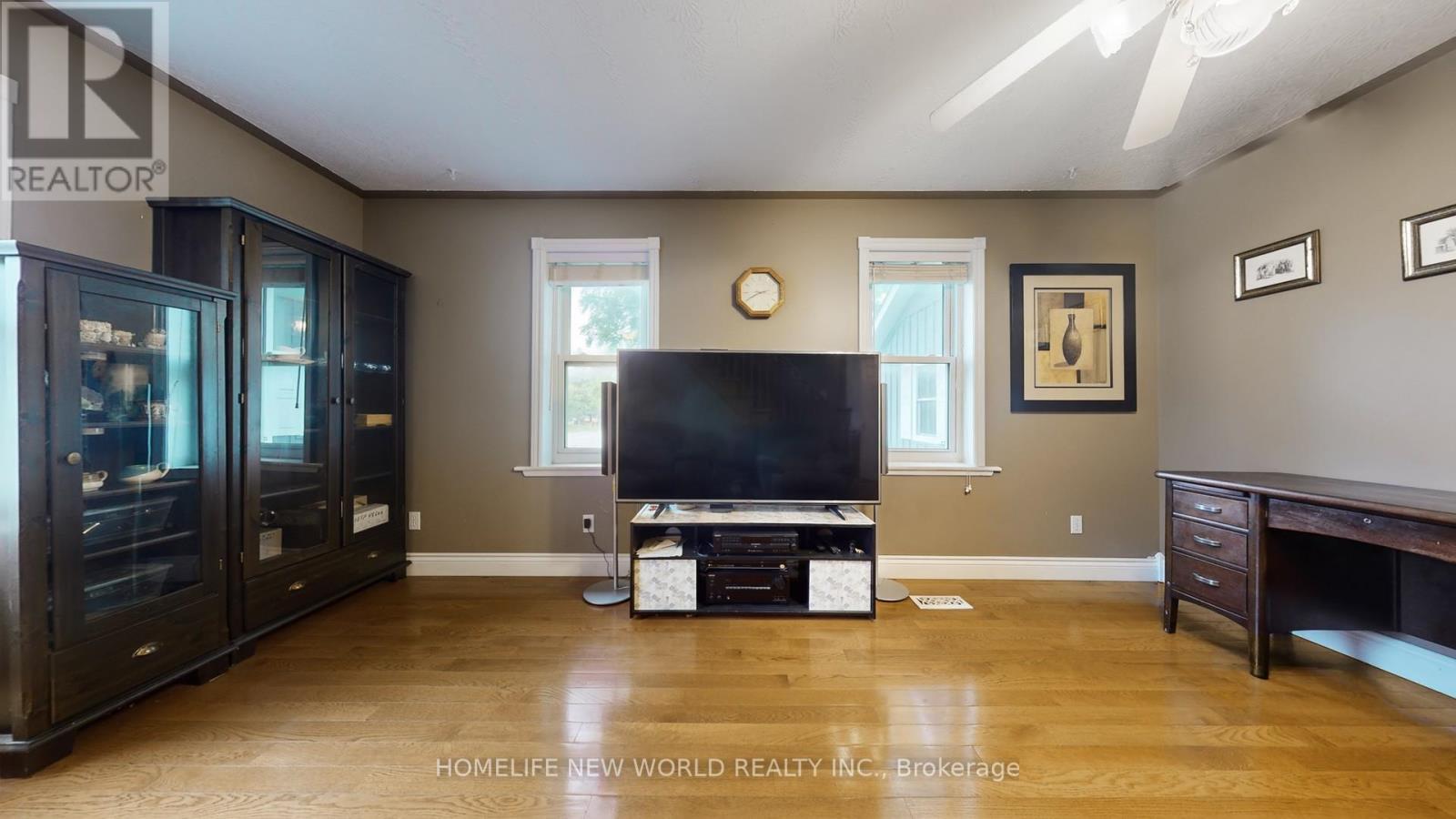 18770 Leslie Street, East Gwillimbury, ON - Indoor