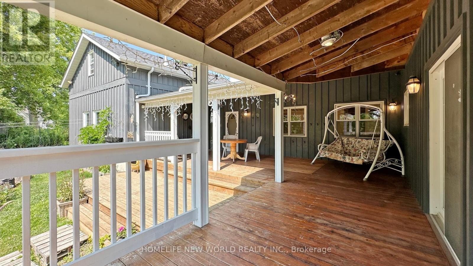 18770 Leslie Street, East Gwillimbury, ON - Photo Showing Other Room