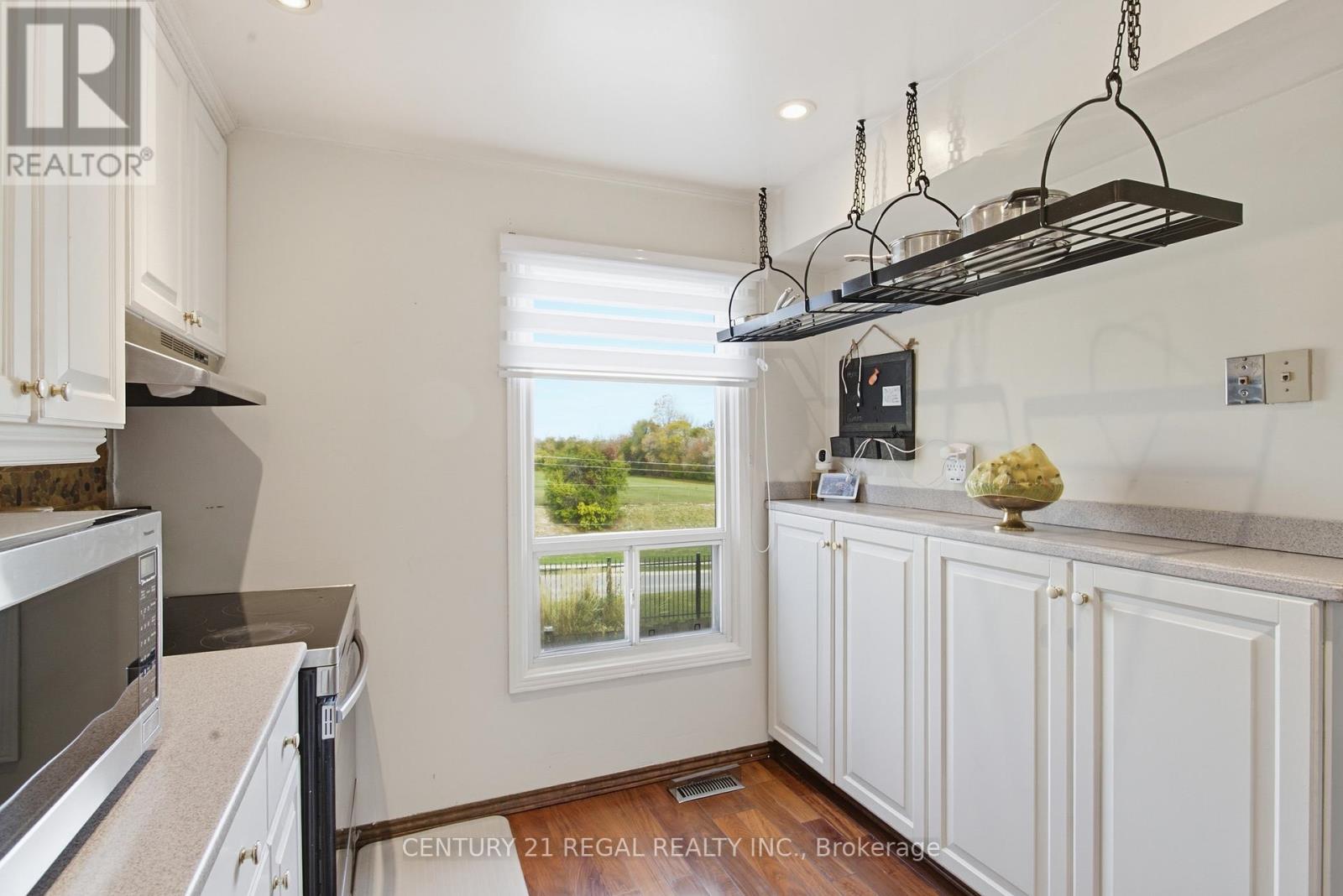 7 - 765 Oklahoma Drive, Pickering, ON - Indoor