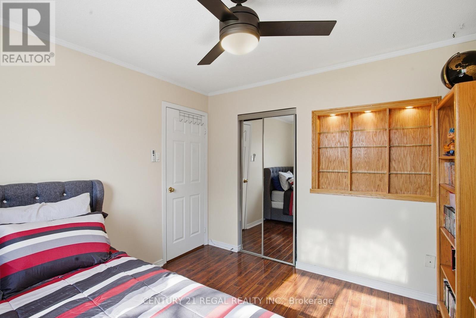 7 - 765 Oklahoma Drive, Pickering, ON - Indoor Photo Showing Bedroom