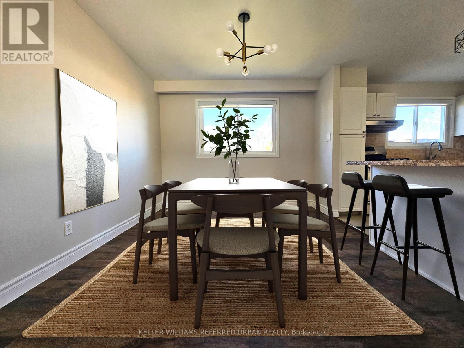 Main - 976 Timmins Gardens, Pickering, ON - Indoor Photo Showing Dining Room
