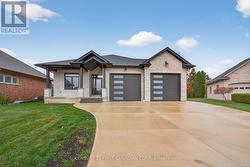 113 MACDONALD STREET Lambton Shores (Forest), ON N0N 1J0