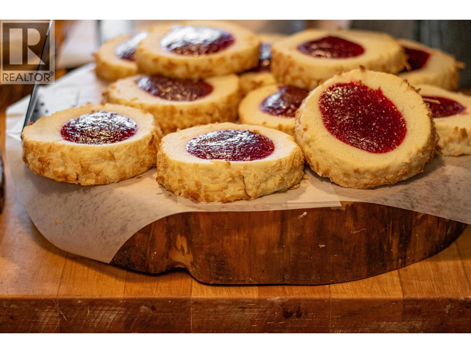 22777 Dewdney Trunk Road, Maple Ridge, BC