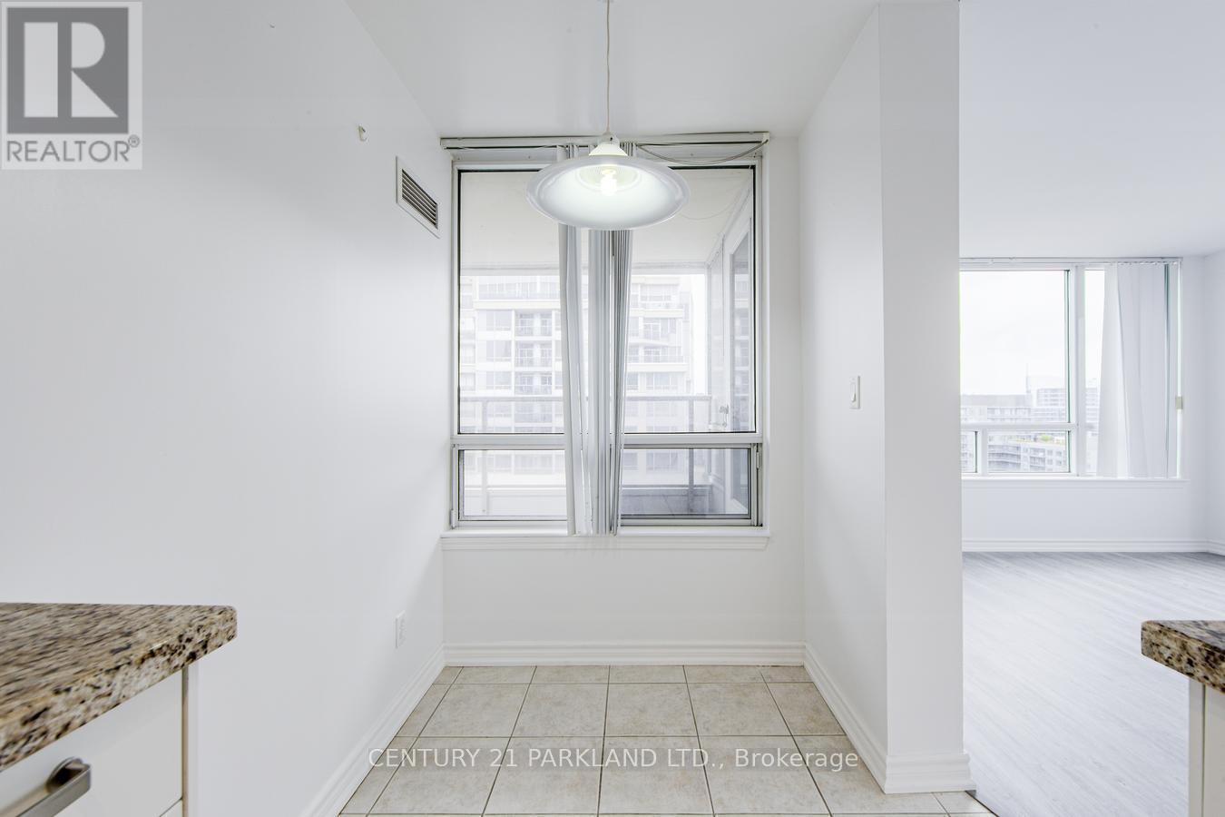 1701 - 8 Rean Drive, Toronto, ON - Indoor Photo Showing Other Room