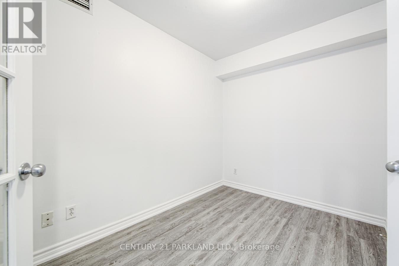 1701 - 8 Rean Drive, Toronto, ON - Indoor Photo Showing Other Room