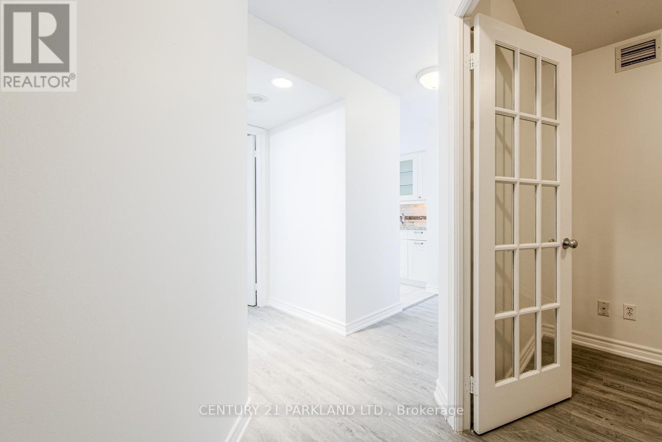 1701 - 8 Rean Drive, Toronto, ON - Indoor Photo Showing Other Room